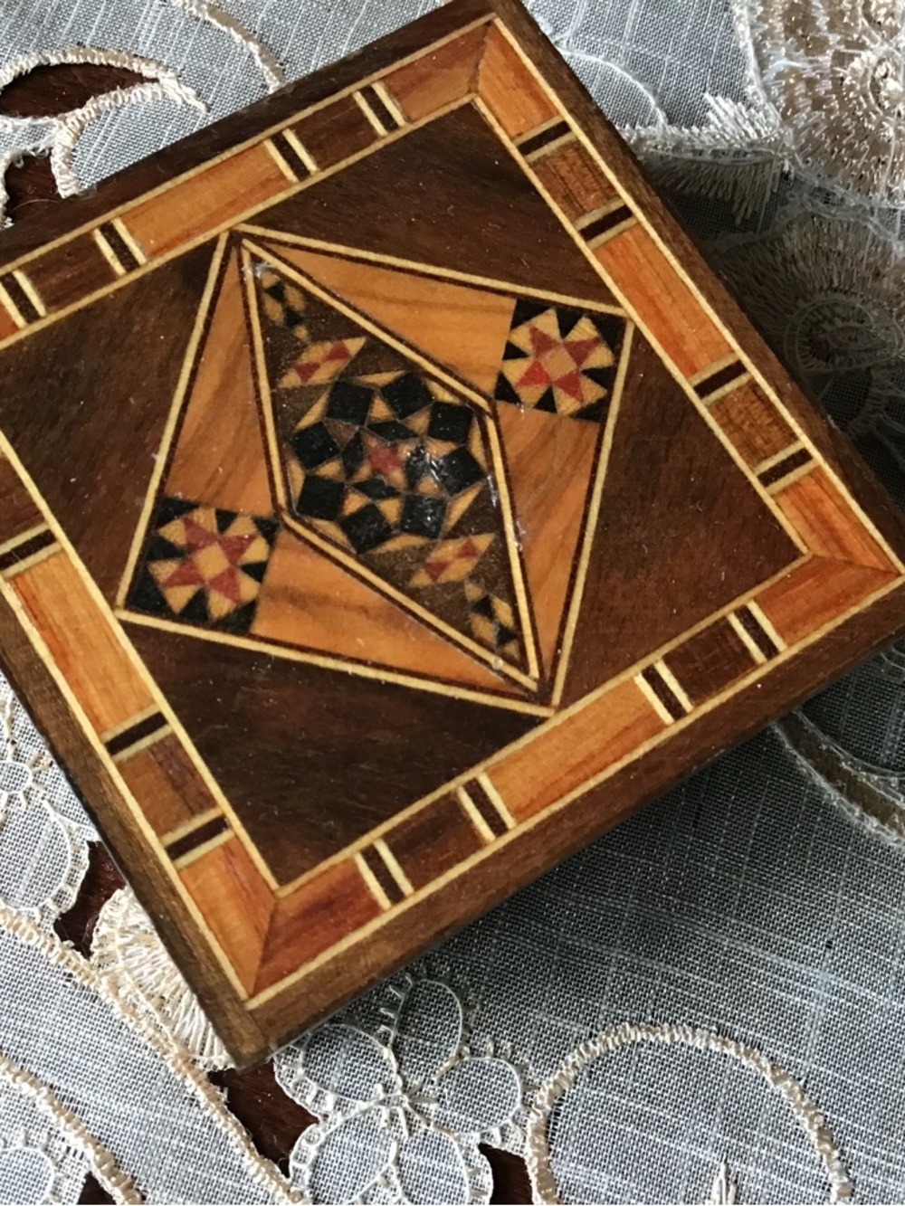 Wooden jewellery box